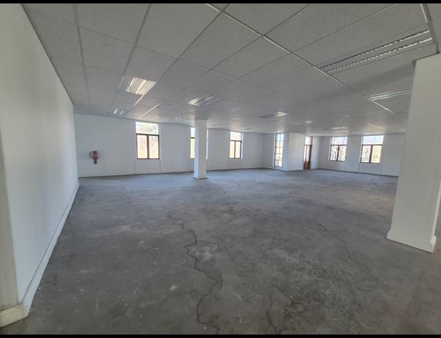 685M² OFFICE TO LET IN SANDTON CENTRAL